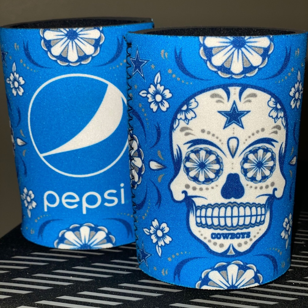 DALLAS COWBOYS Sugar Skull Koozie